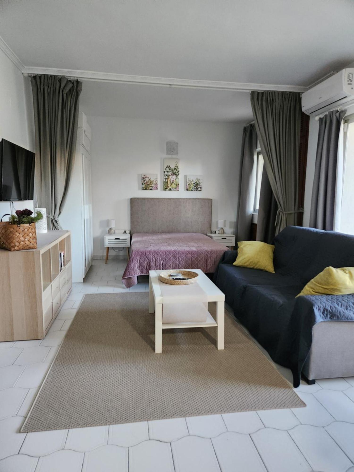 Benalbeach Jardin Lejlighed